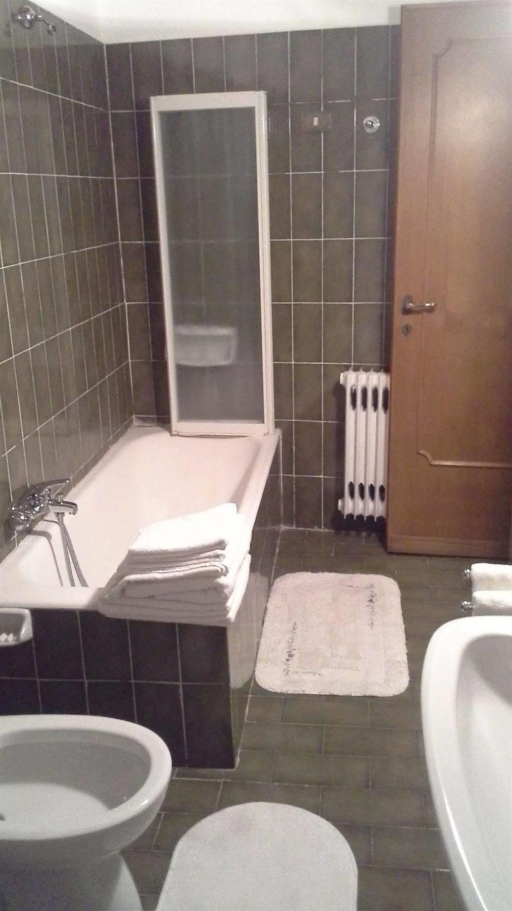 Liv'In Roma Campo Dei Fiori Apartment Bagian luar foto