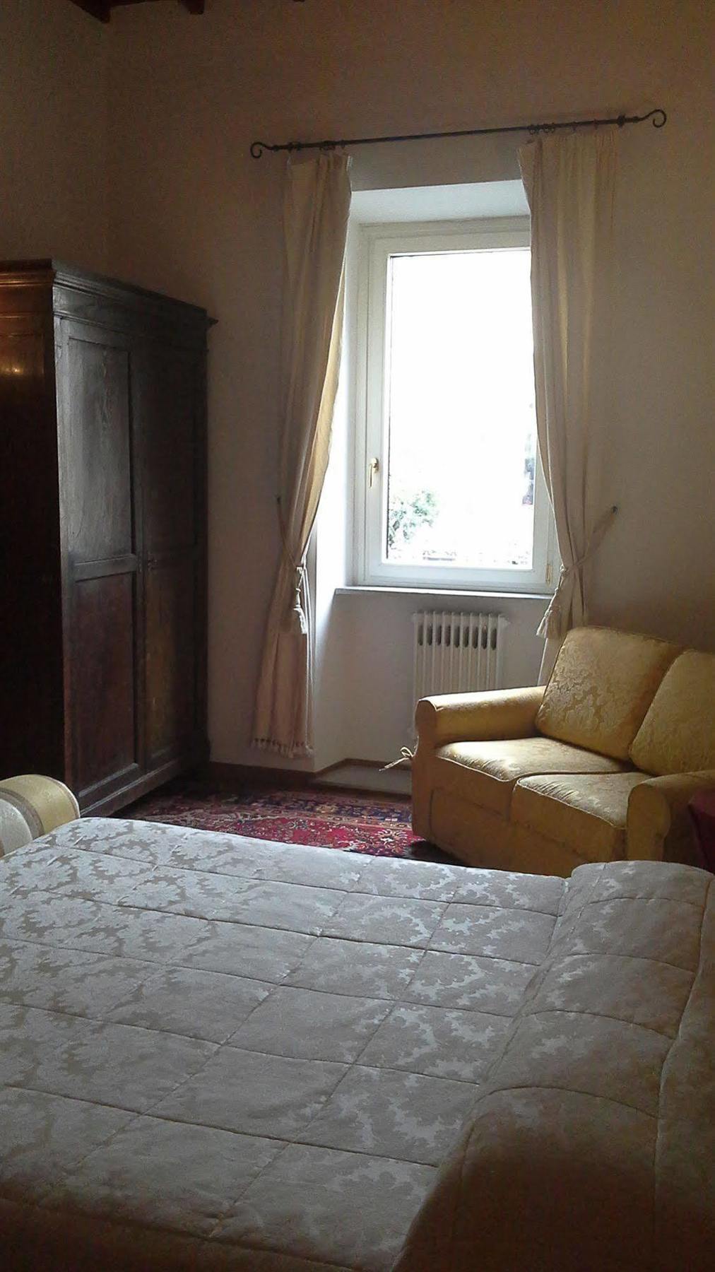 Liv'In Roma Campo Dei Fiori Apartment Bagian luar foto